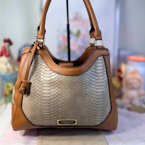 London Fog Women's Avery Shoulder Bag